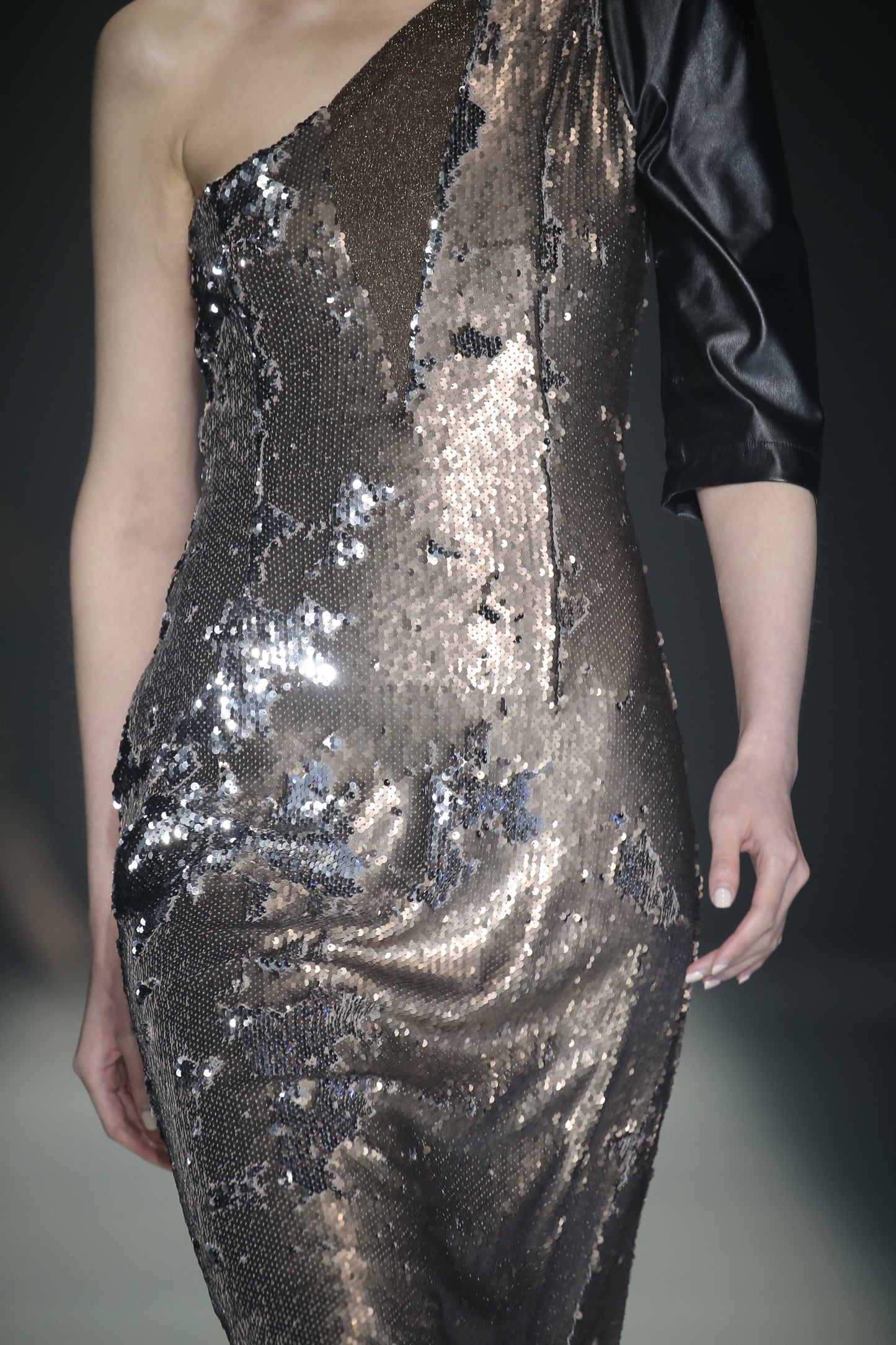 Dress vintage leather and pailettes - dieppacouture