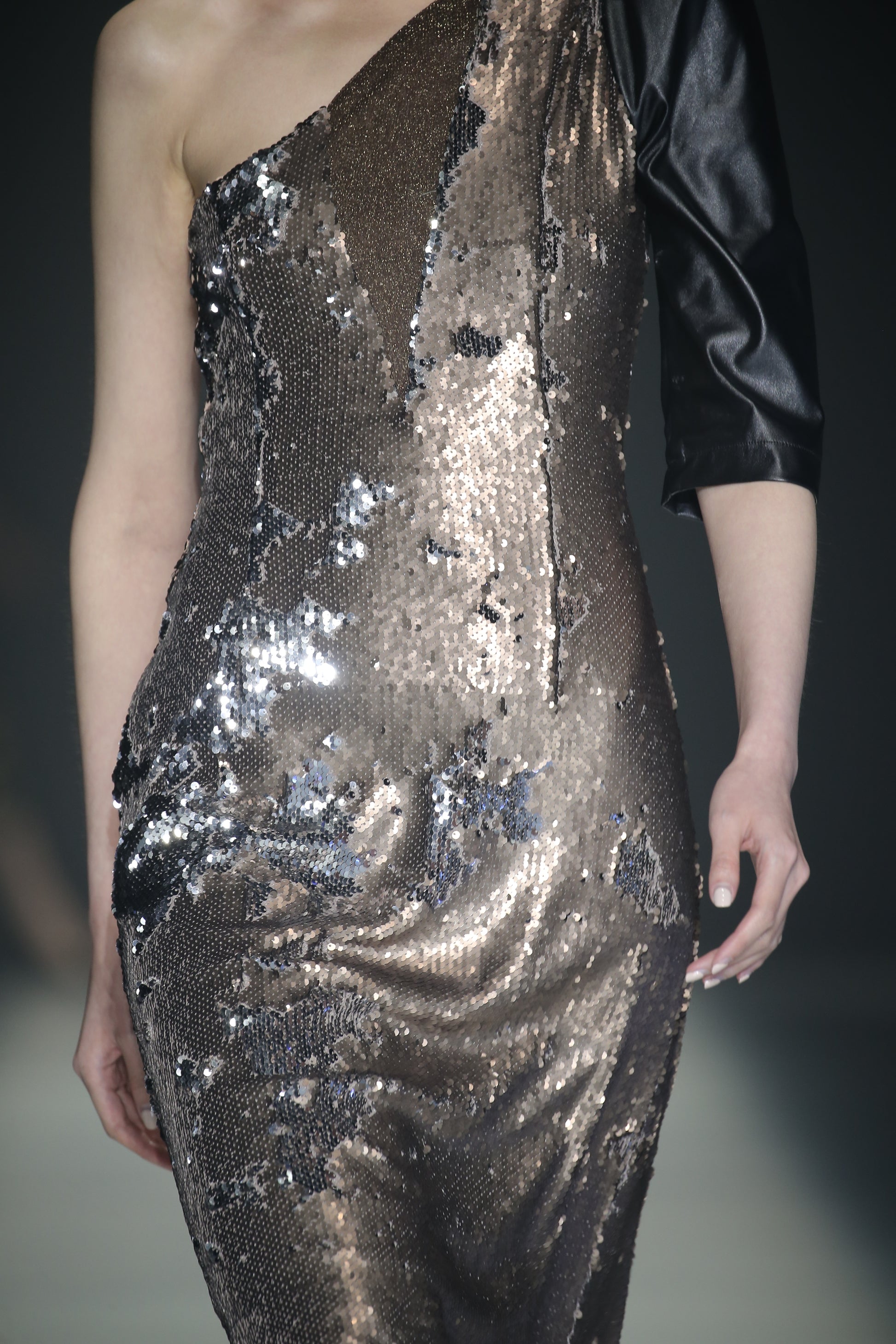 Dress vintage leather and pailettes - dieppacouture